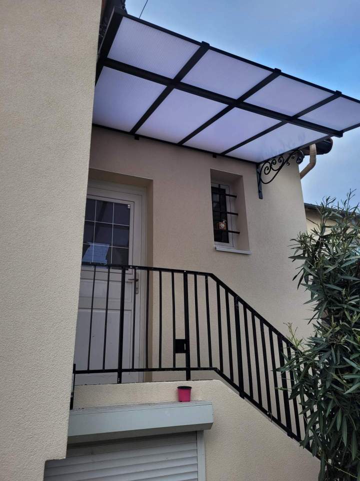 Rampe métallique extérieure