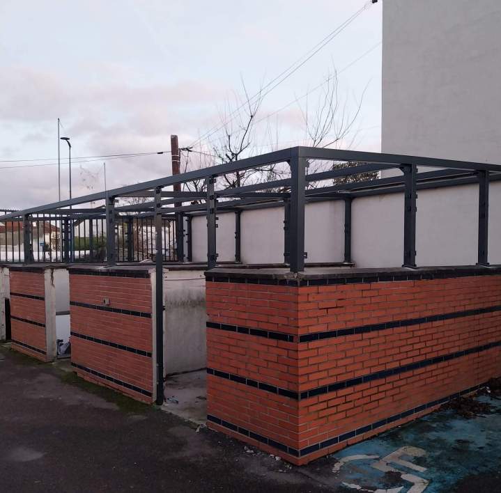 Aménagement et habillage d'espace avant
